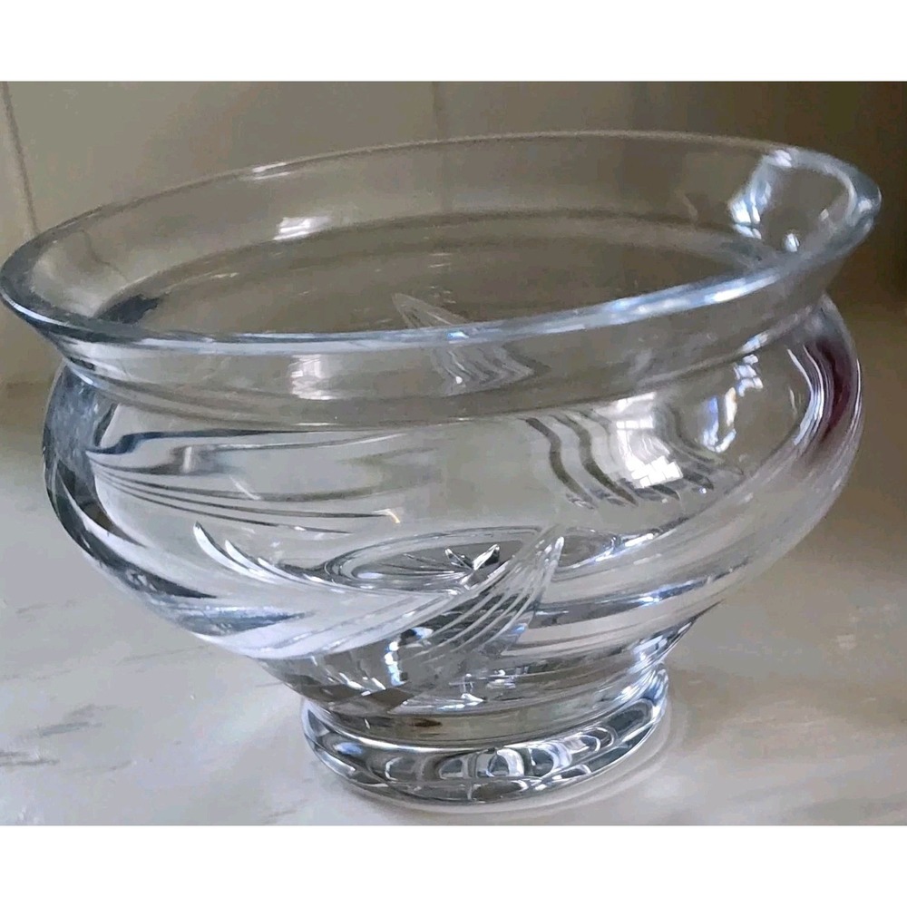 Montruex 24% Lead Crystal Footed Bowl with Stand  5.5"H, 8 1/8" W - Picture 3 of 11